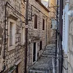Lorenzo Old Town